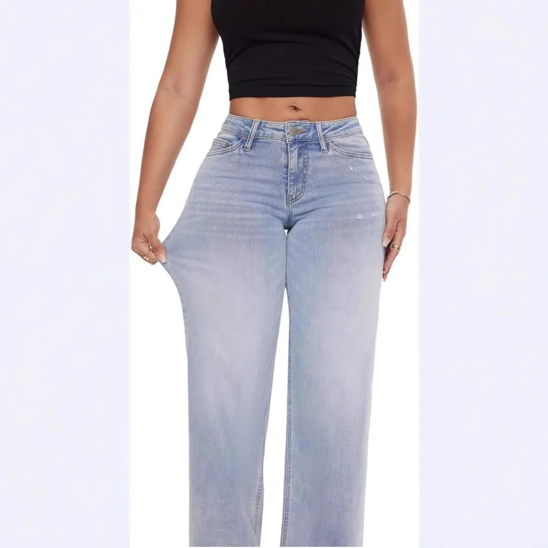 The ComfortCurve Lift™ Baggy Jeans